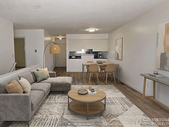 3rd image of 3946 Monte Carlo Ct SE