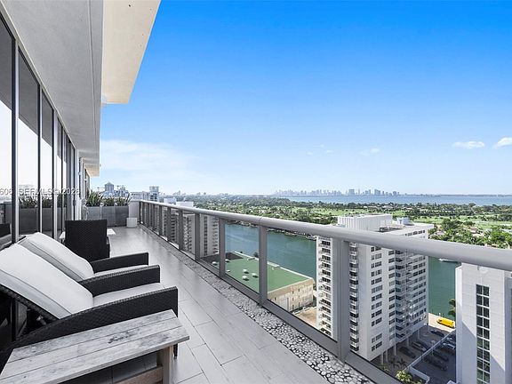 4th image of 5875 Collins Ave #Penthouse 7