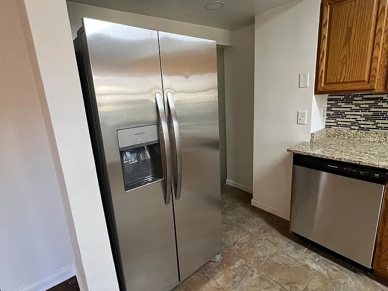 603 Braeside Rd — Photo 30