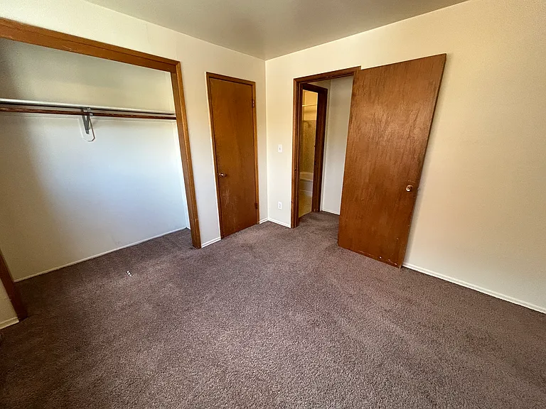 4119 11th Ave NE #3001 — Photo 7