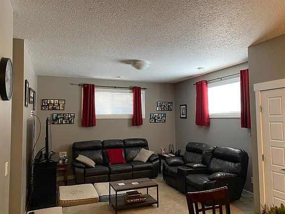 5th image of 8826 85a Ave #A