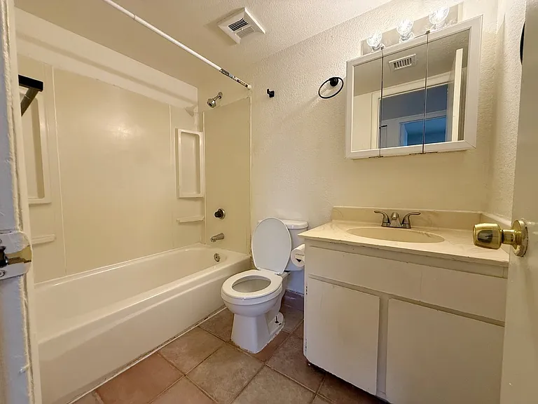 4031 W Mesquite Ln — Photo 16