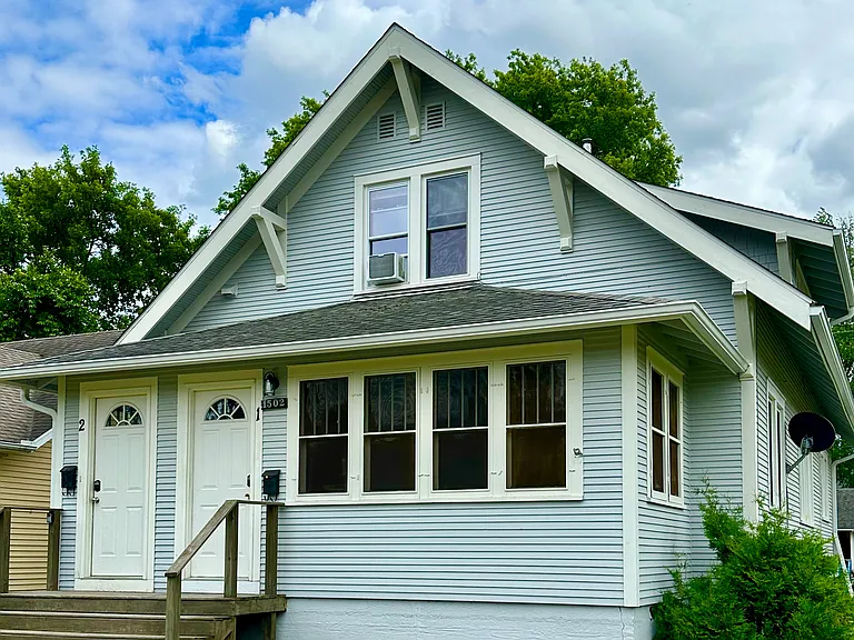 1502 Pine St — Photo 1
