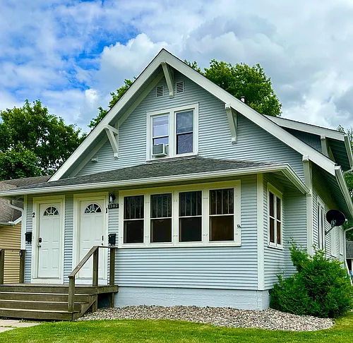 1502 Pine St Photo 1