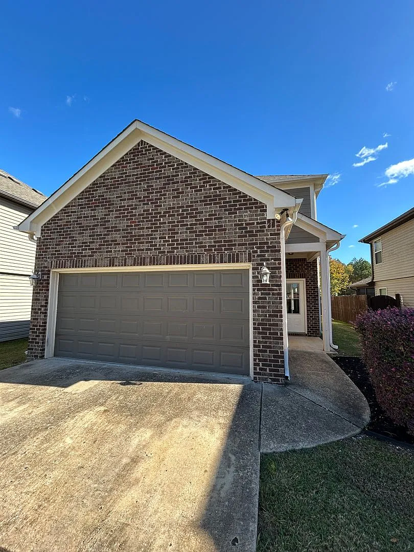 Building Photo - 6214 Cathwick Dr