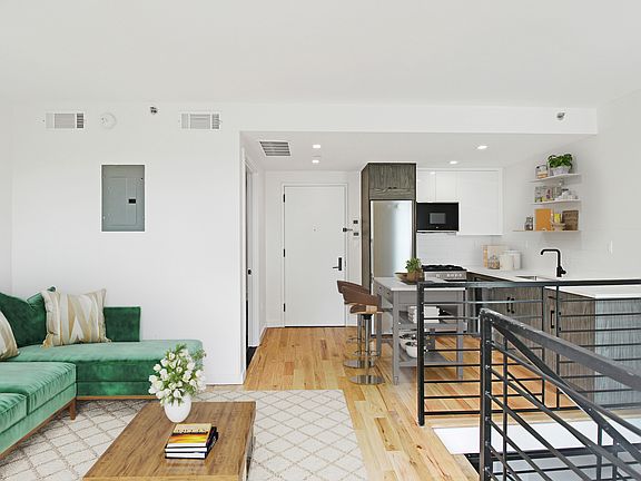 4th image of 514 Herkimer St #1B