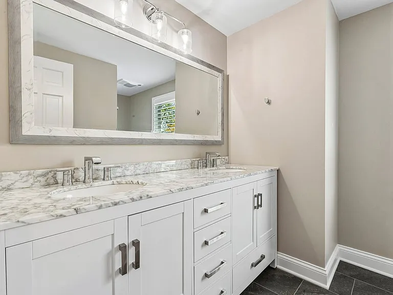 509 Ticonderoga Ln — Photo 42