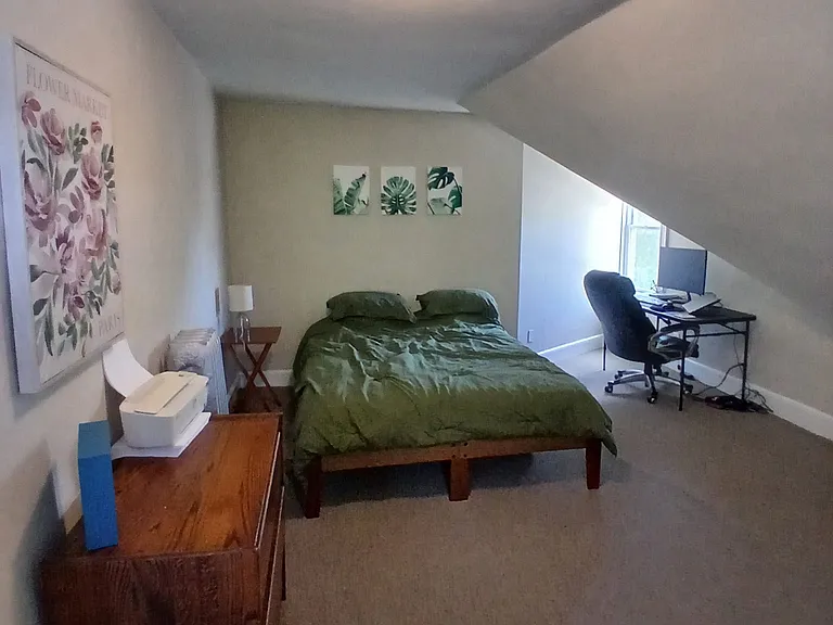 9 Brewster St #3 — Photo 8