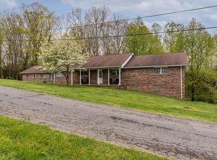 127 Loving St, Daniels, WV 25832