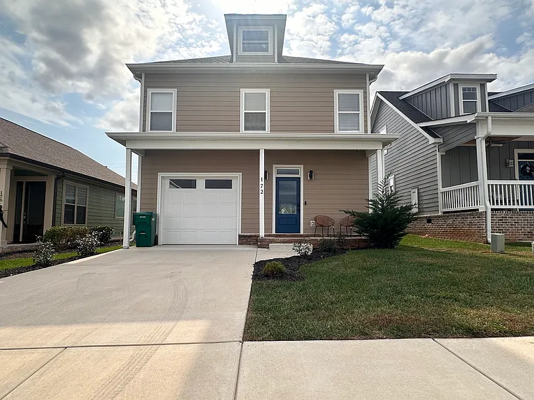 172 Barefoot Way — Photo 1