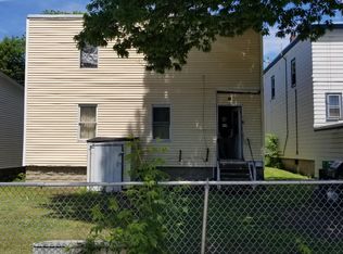 60 Main St, Mexico, ME 04257