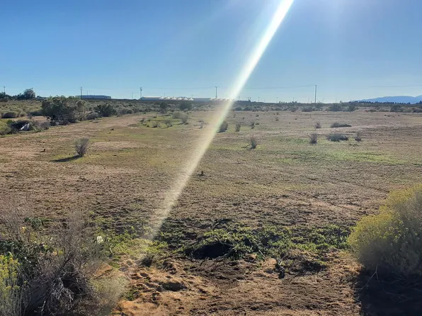 Sloan Ct, California City, CA 93505