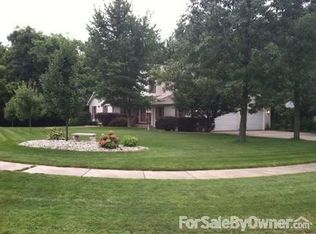 1100 Timberlane Dr, Charleston, IL