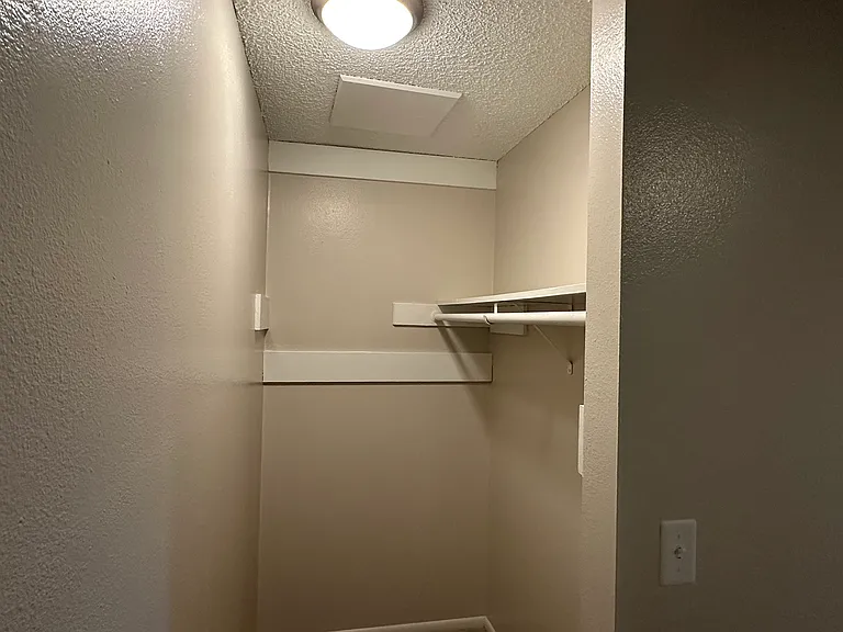 Canby Gardens Townhomes — Photo 20