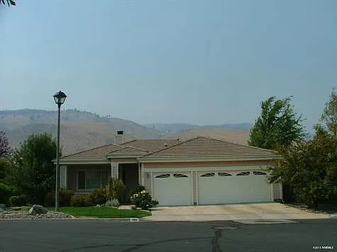 196 Coventry Dr photo 1