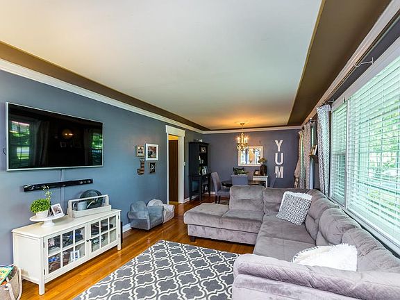 3rd image of 117 Keith Dr