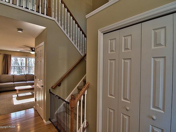 3rd image of 2512 Highview Dr