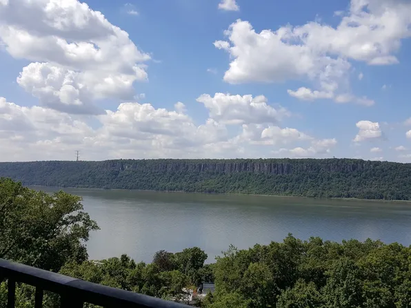 3 David Ln APT 8O, Yonkers, NY 10701