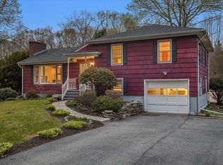 81 Huguenot Rd, Oxford, MA 01540
