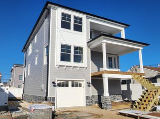 9 Haddonfield Ave, Lavallette, NJ 08735