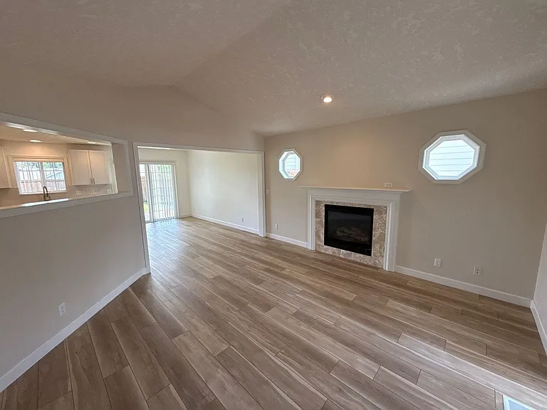 5512 Murray St SE — Photo 7