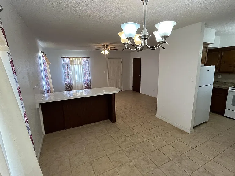 310 S Val Verde Rd #22 — Photo 4