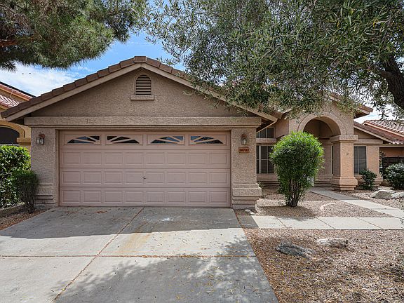 2nd image of 14707 W Lupine Ln