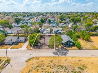 922 E Oleander St, Fort Worth, TX 76104