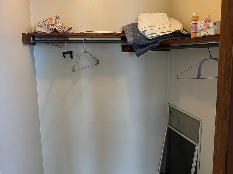 108 E Cedar Ave #4 — Photo 5