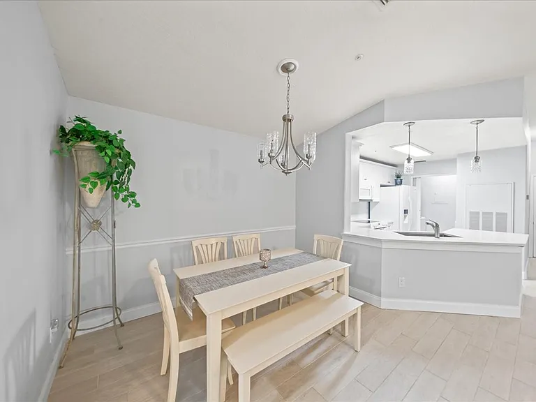 7667 N Wickham Rd #1219 — Photo 5