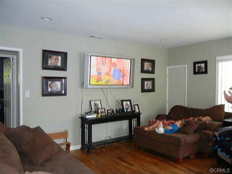 4th image of 1226 W 168th St