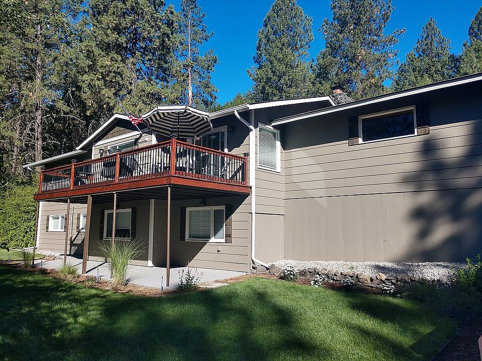 1st image of 3511 W Rosamond Ave