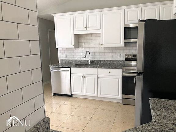 3rd image of 4618 Wassee Ct
