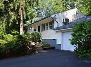23 Windmill Ln, New City, NY