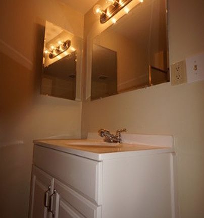 4th image of 1233 Barry Ave APT 102