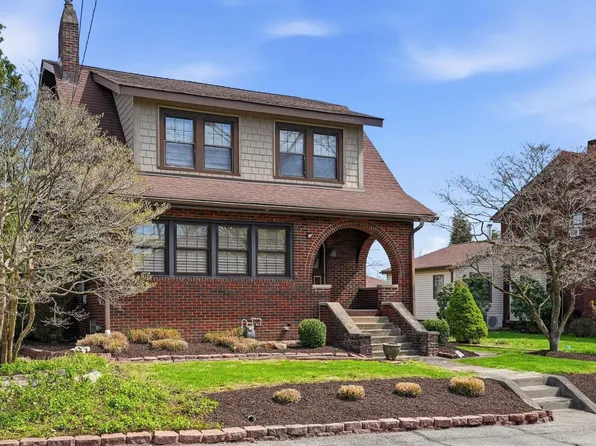 37 Oakwood Sq, Pittsburgh, PA 15209