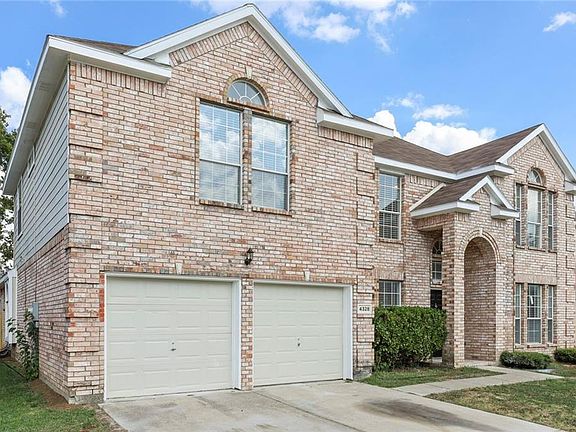 2nd image of 4328 Stephen St