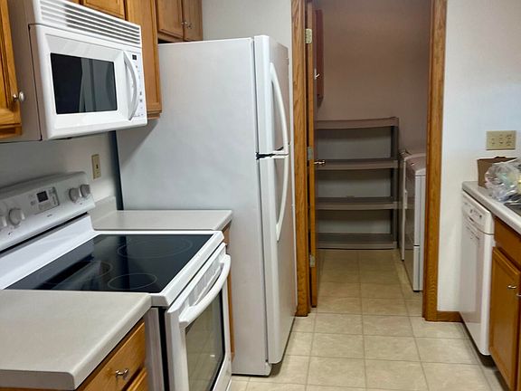 4th image of 2704 Mistwood Ct