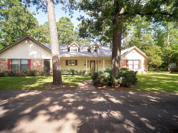 336 Peaceful Valley Trl, Holly Lake Ranch, TX 75765