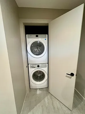 Rented by ERNY LLC | media 29