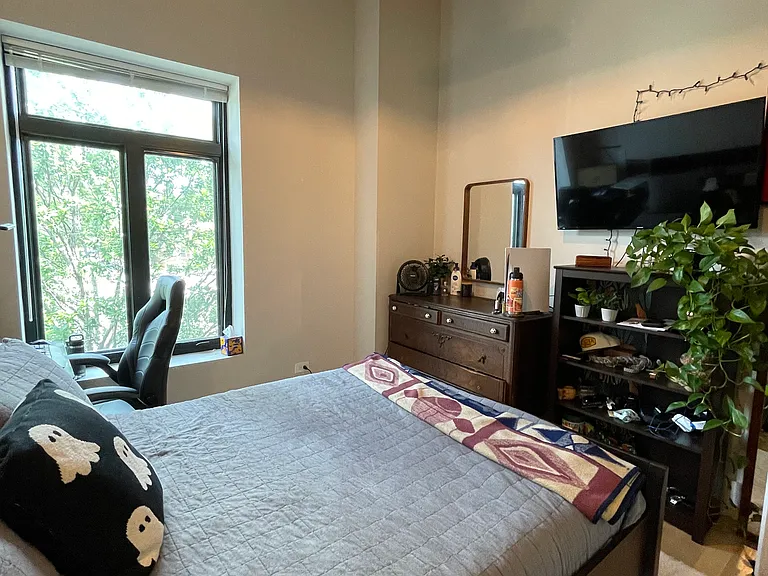 3061 W Logan Blvd #6 — Photo 10