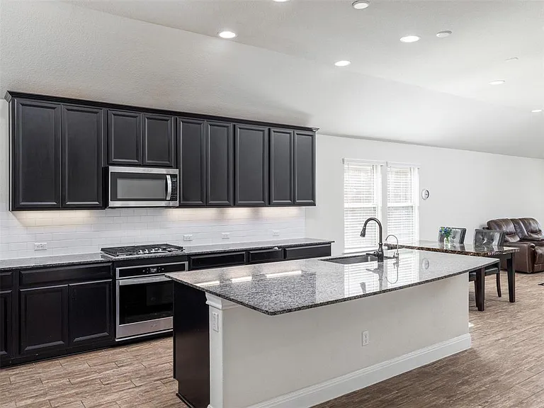 17314 Calipatria Ln — Photo 19