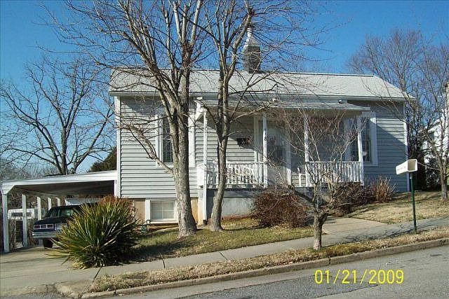 1st image of 118 Schoolfield Dr