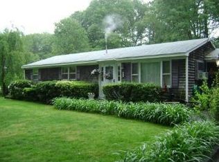 100 Newbury Rd, Rowley, MA 01969