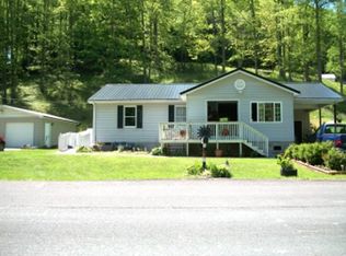 186 Hansford Fork Rd, Maysel, WV 25133