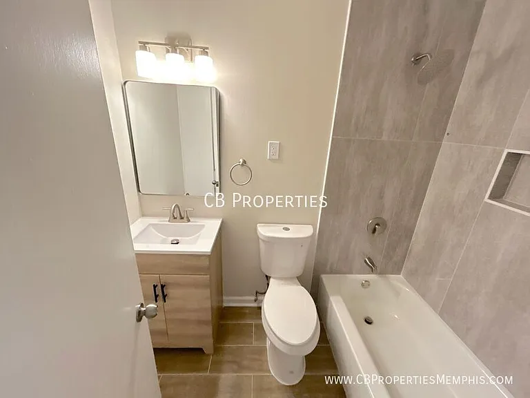 3724 Hillridge St — Photo 8