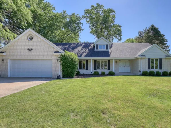 3910 Fresno ROAD, Brookfield, WI 53045