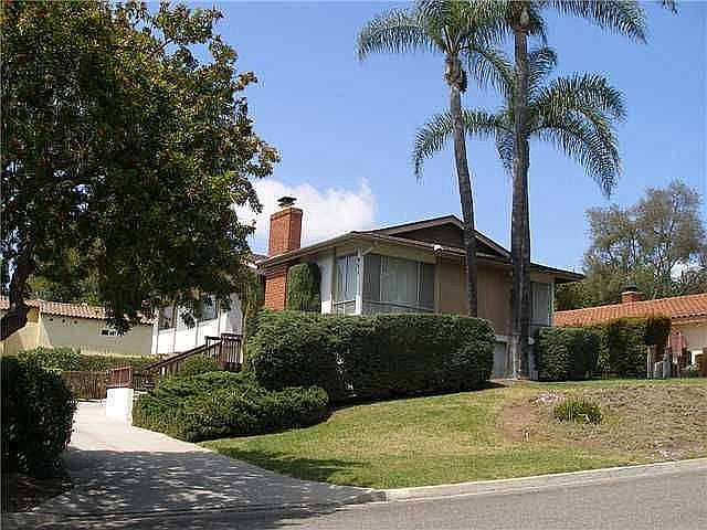 1st image of 931 Alta Vista Trl