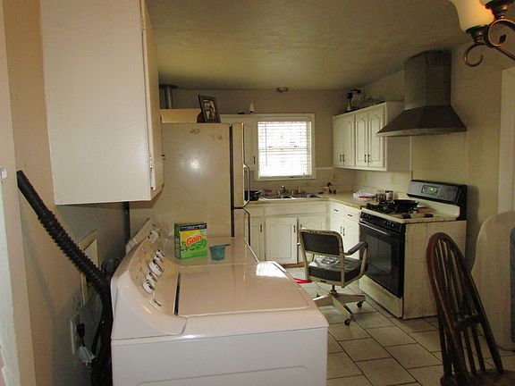 5th image of 2934 E Ann Arbor Ave