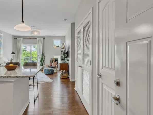 1122 Litton Ave APT 207, Nashville, TN 37216